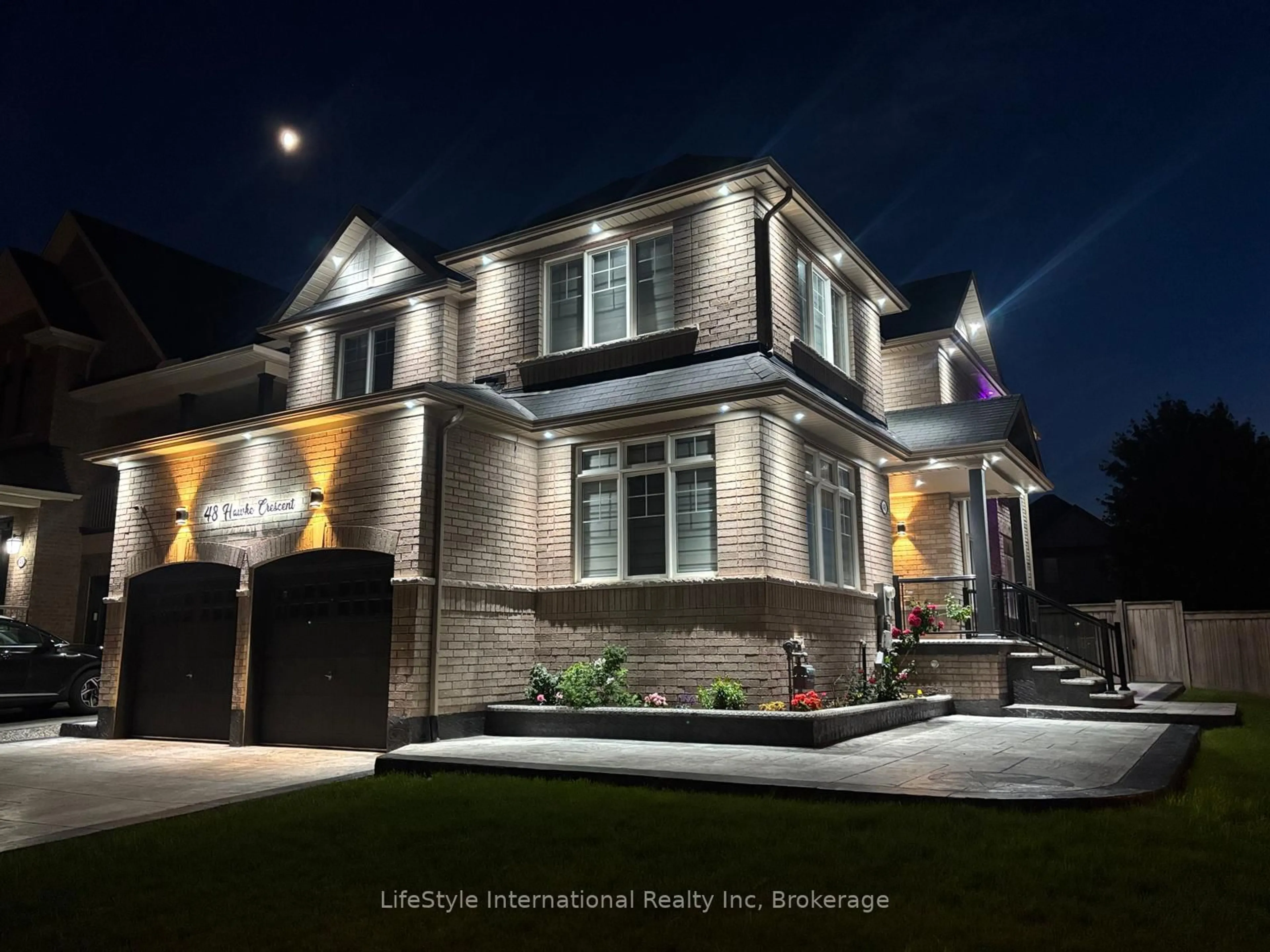 Home with brick exterior material, street for 48 Hawke Cres, New Tecumseth Ontario L0G 1W0