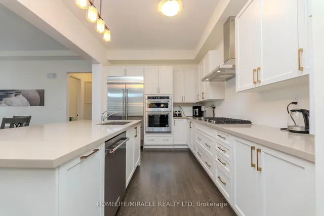 89 Halldorson Ave, Aurora 2