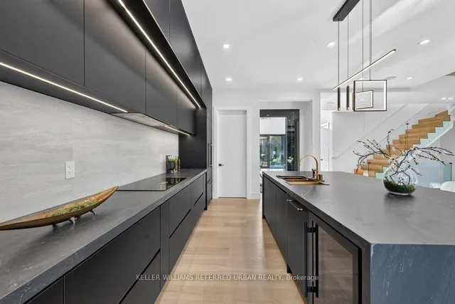 11 Knowles Cres, Aurora 3