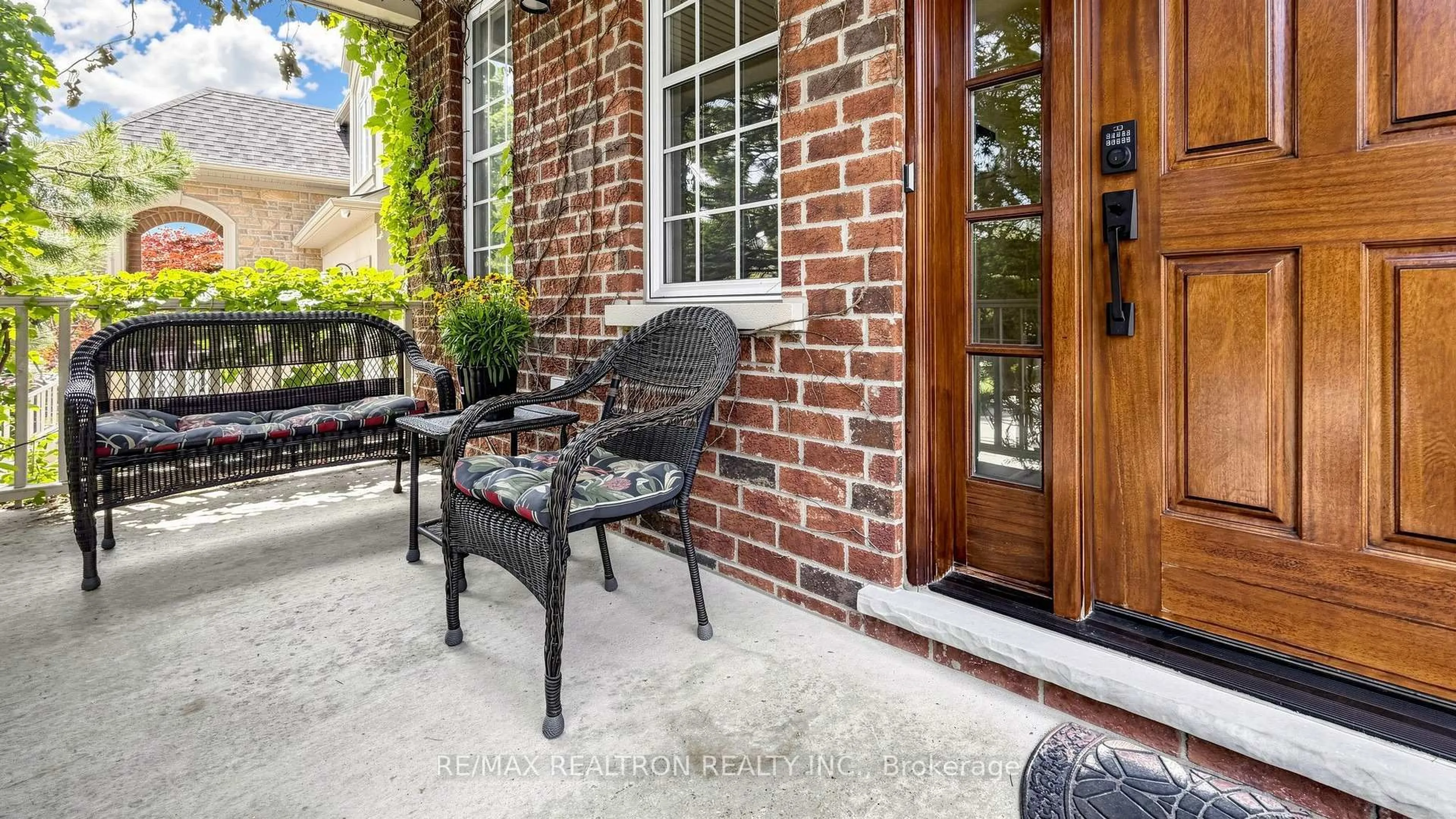 Patio, street for 50 Sir Francesco St, Vaughan Ontario L6A 0E8