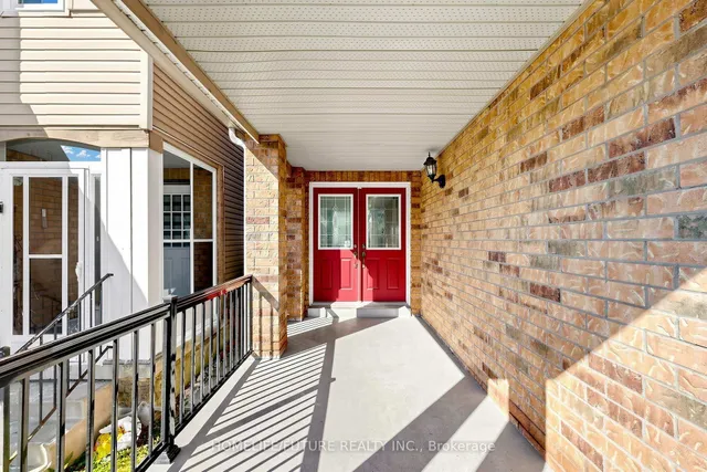 18 Holloway Rd, Markham 4