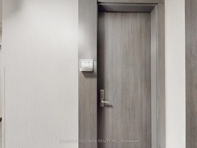 15 Water Walk Dr #901, Markham 4
