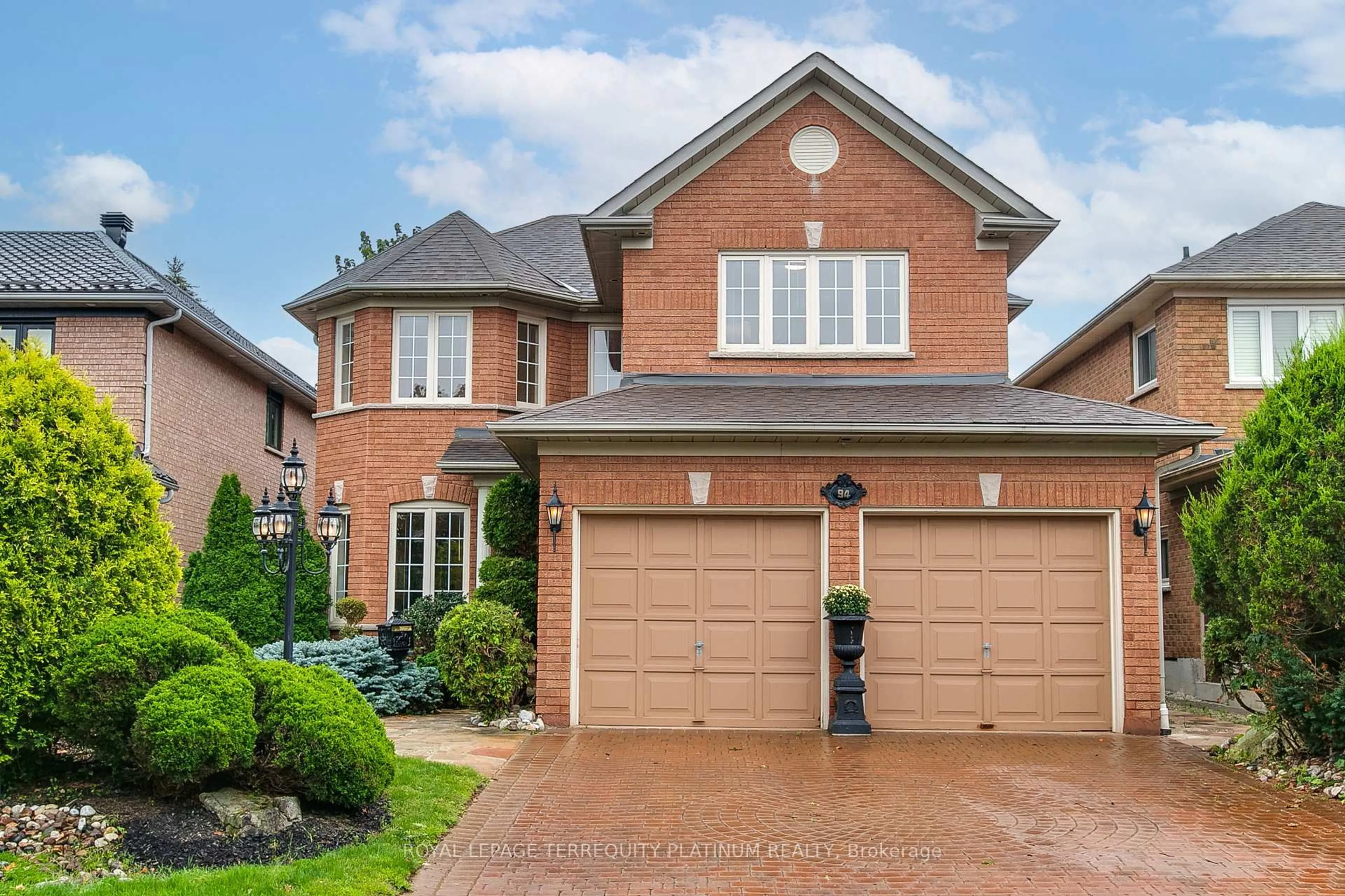 Home with brick exterior material, street for 94 Havelock Gate, Markham Ontario L3S 3P6