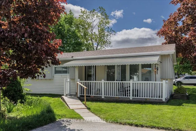 30 Flora Crt, Innisfil 2