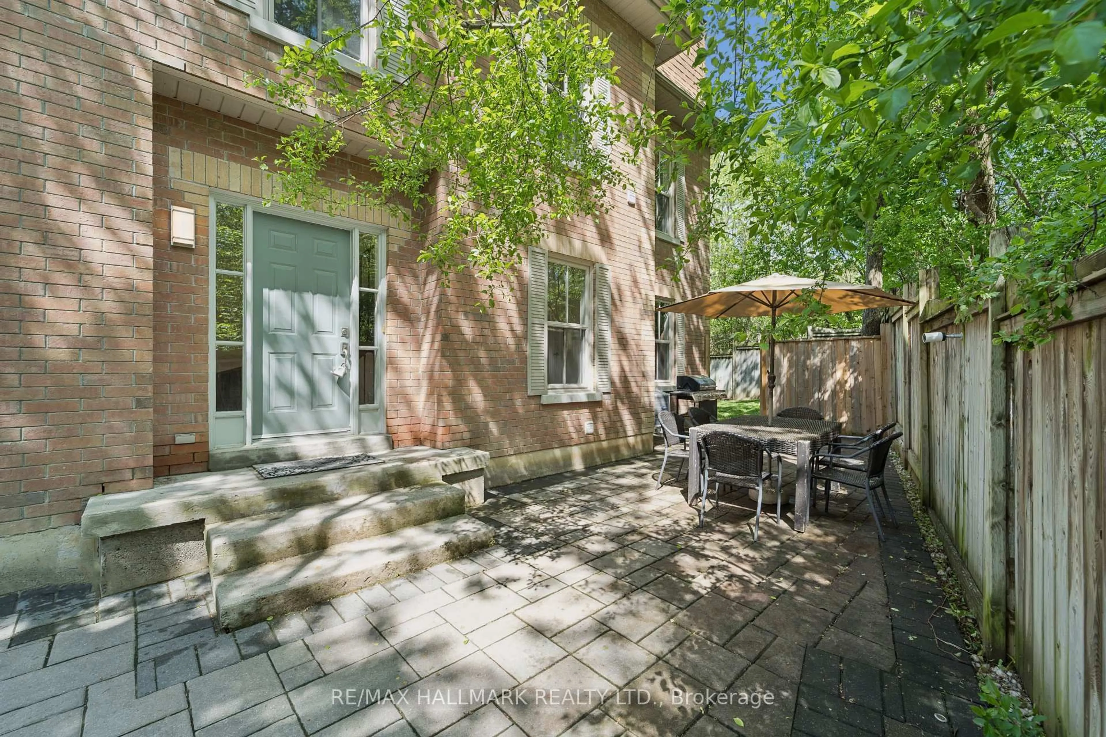 Patio, street for 13 E J Lennox Way, Markham Ontario L3R 5K7
