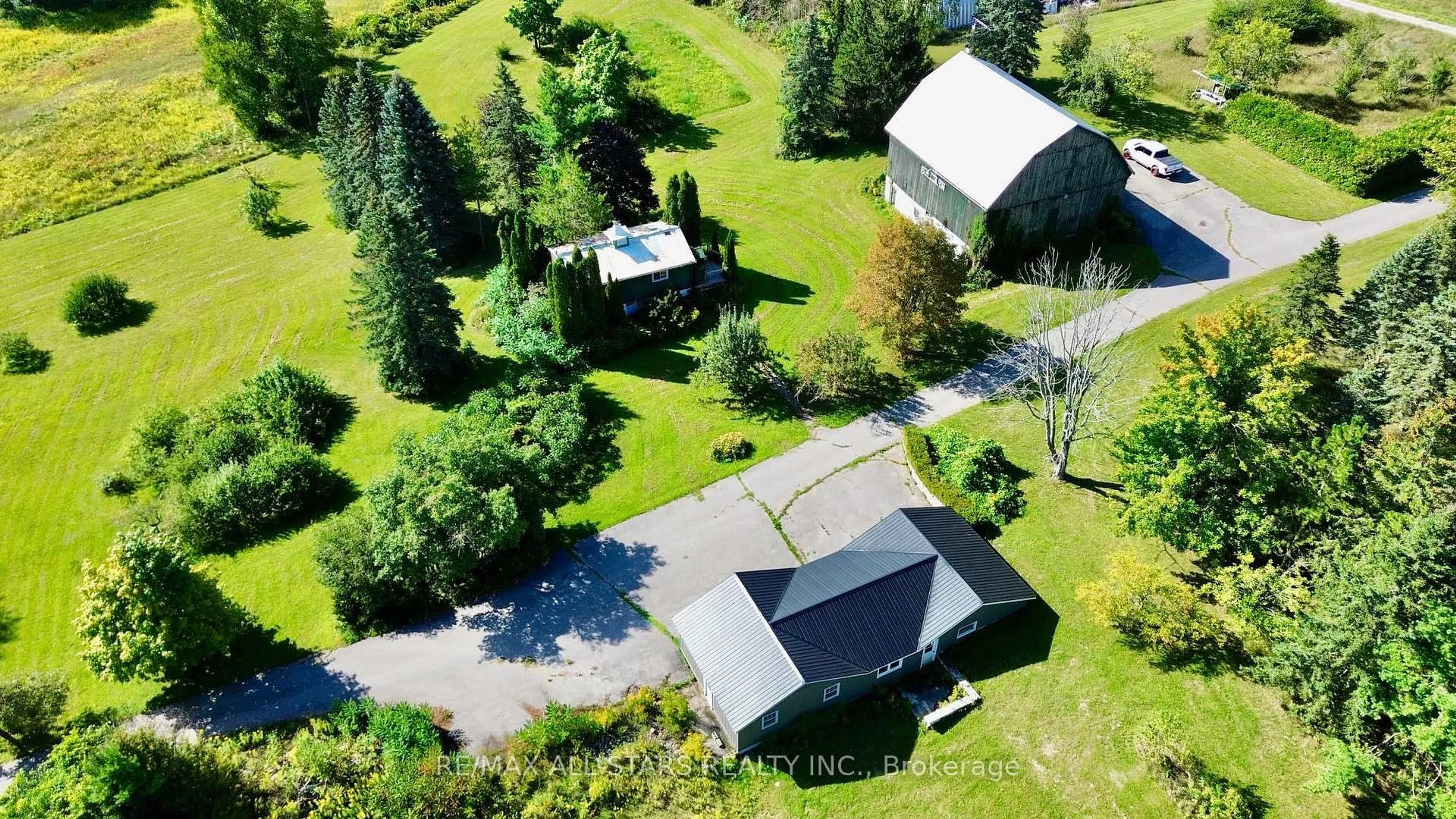 A pic from outside/outdoor area/front of a property/back of a property/a pic from drone, unknown for 14200 Sideroad 18, Brock Ontario L0C 1H0