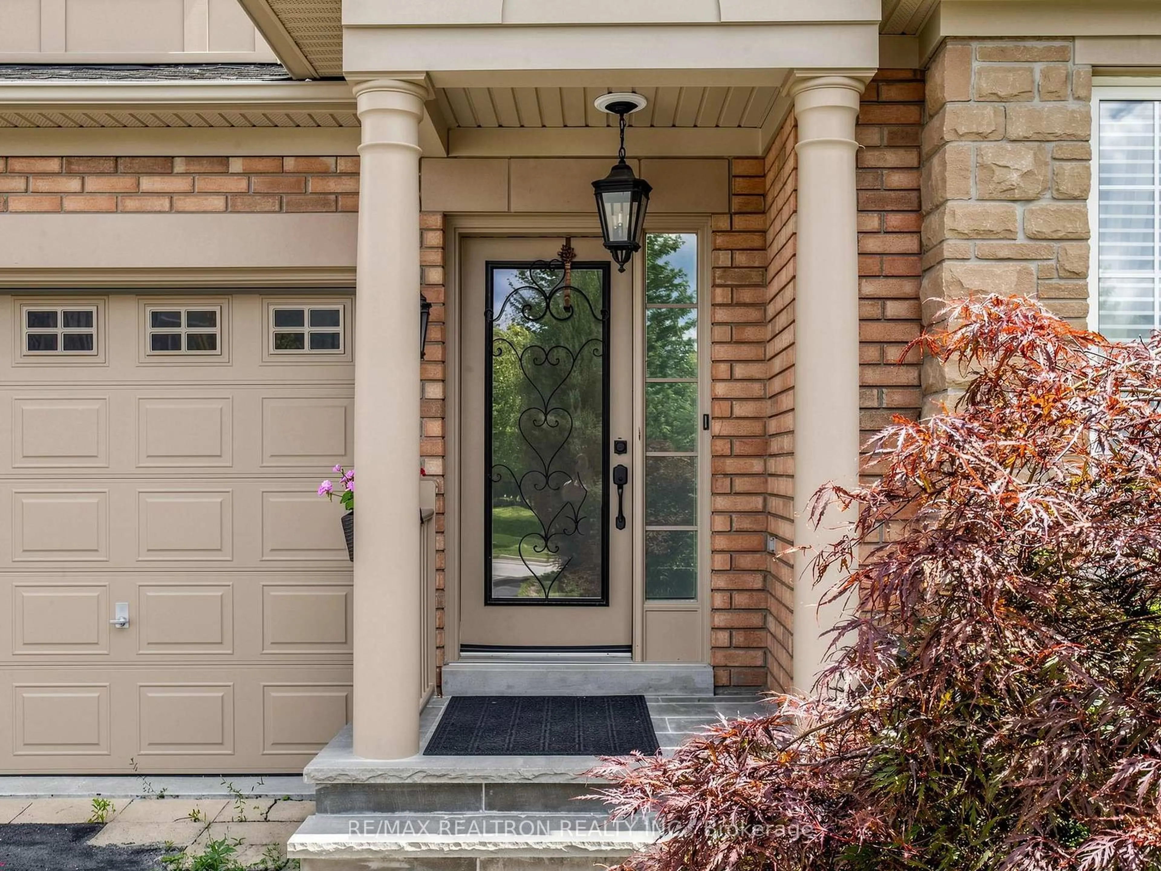 Home with brick exterior material, street for 3 Lisa Brown Crt, Richmond Hill Ontario L4E 4K9