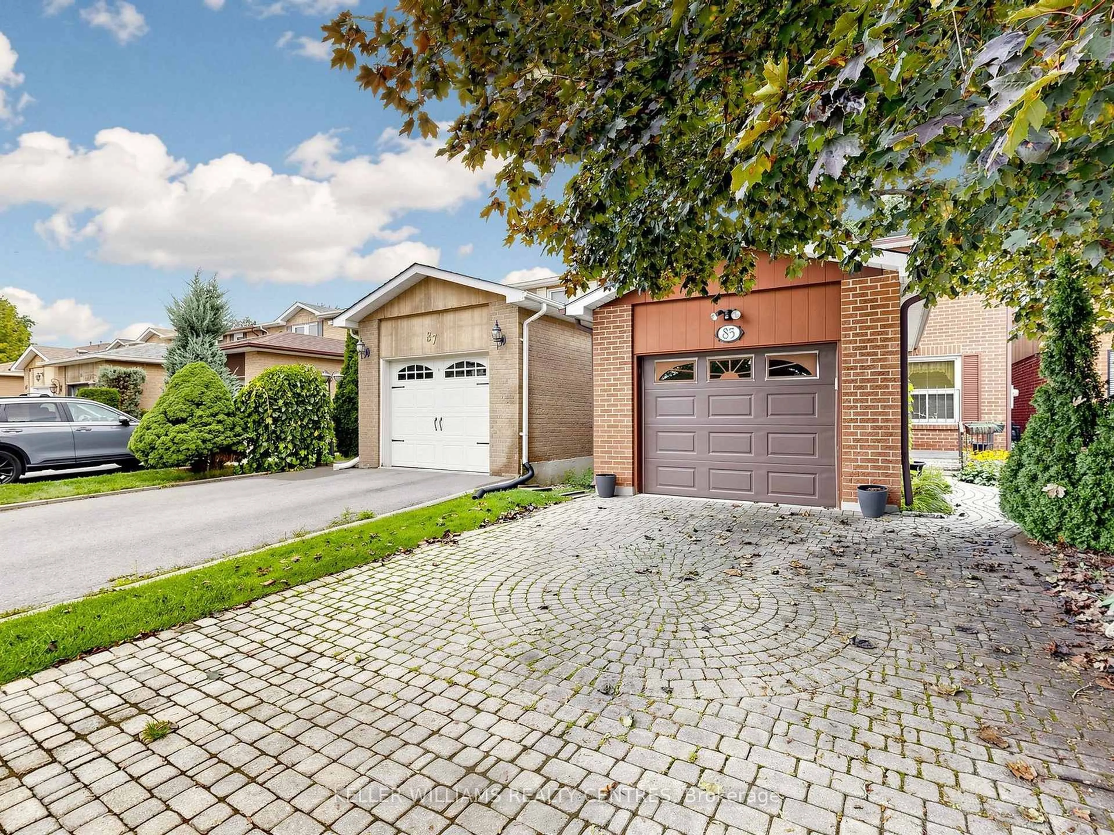 Unknown for 85 Lund St, Richmond Hill Ontario L4C 5V3