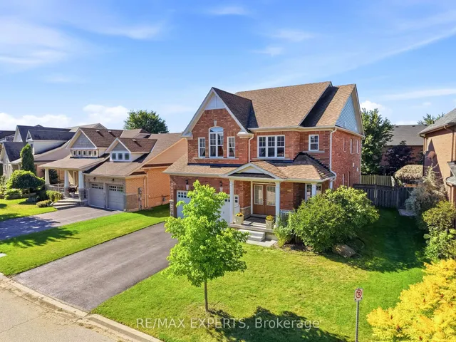 18 Vista Dr, Bradford West Gwillimbury 2