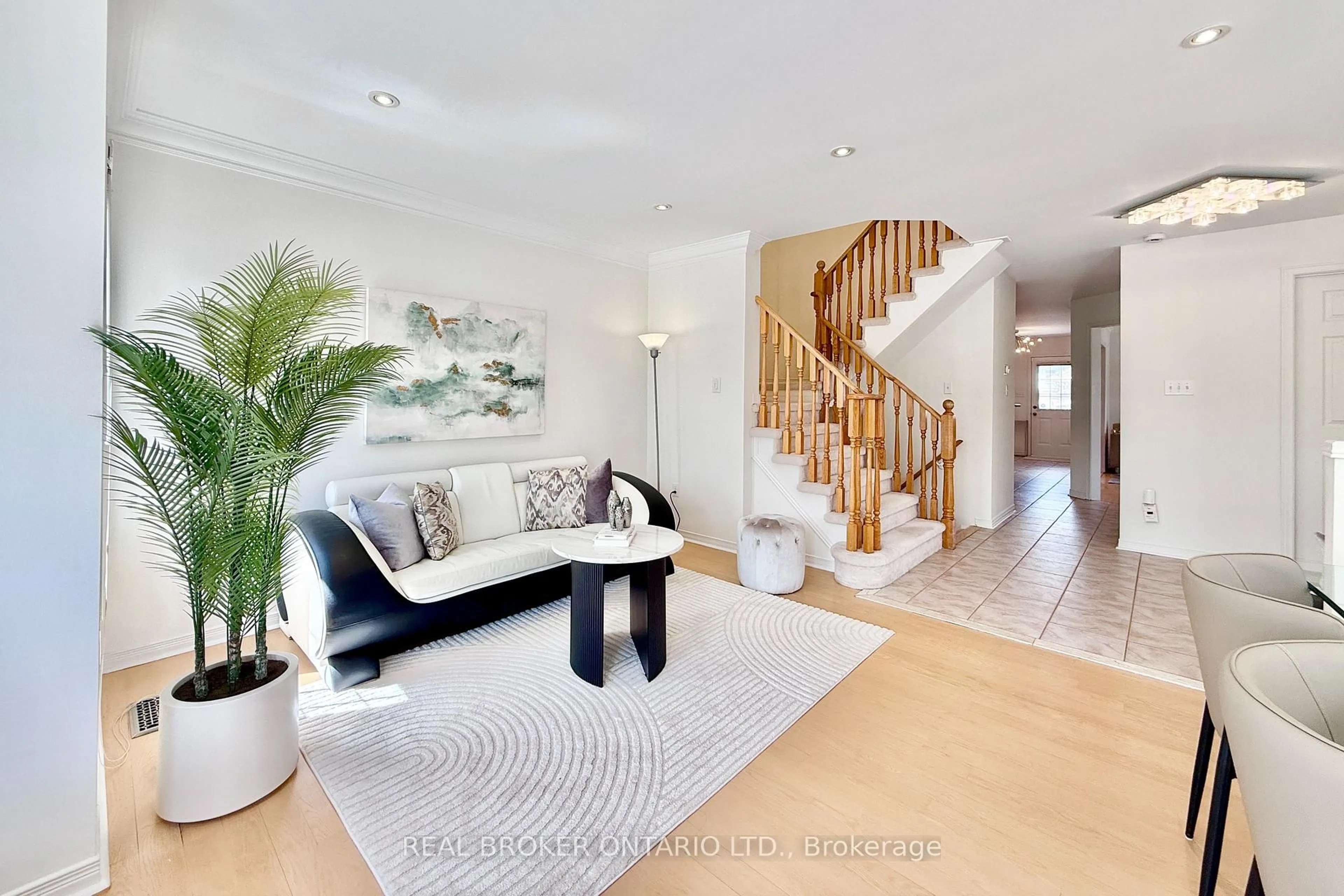 Unknown for 30 Little Angel Rd, Markham Ontario L3R 4X1