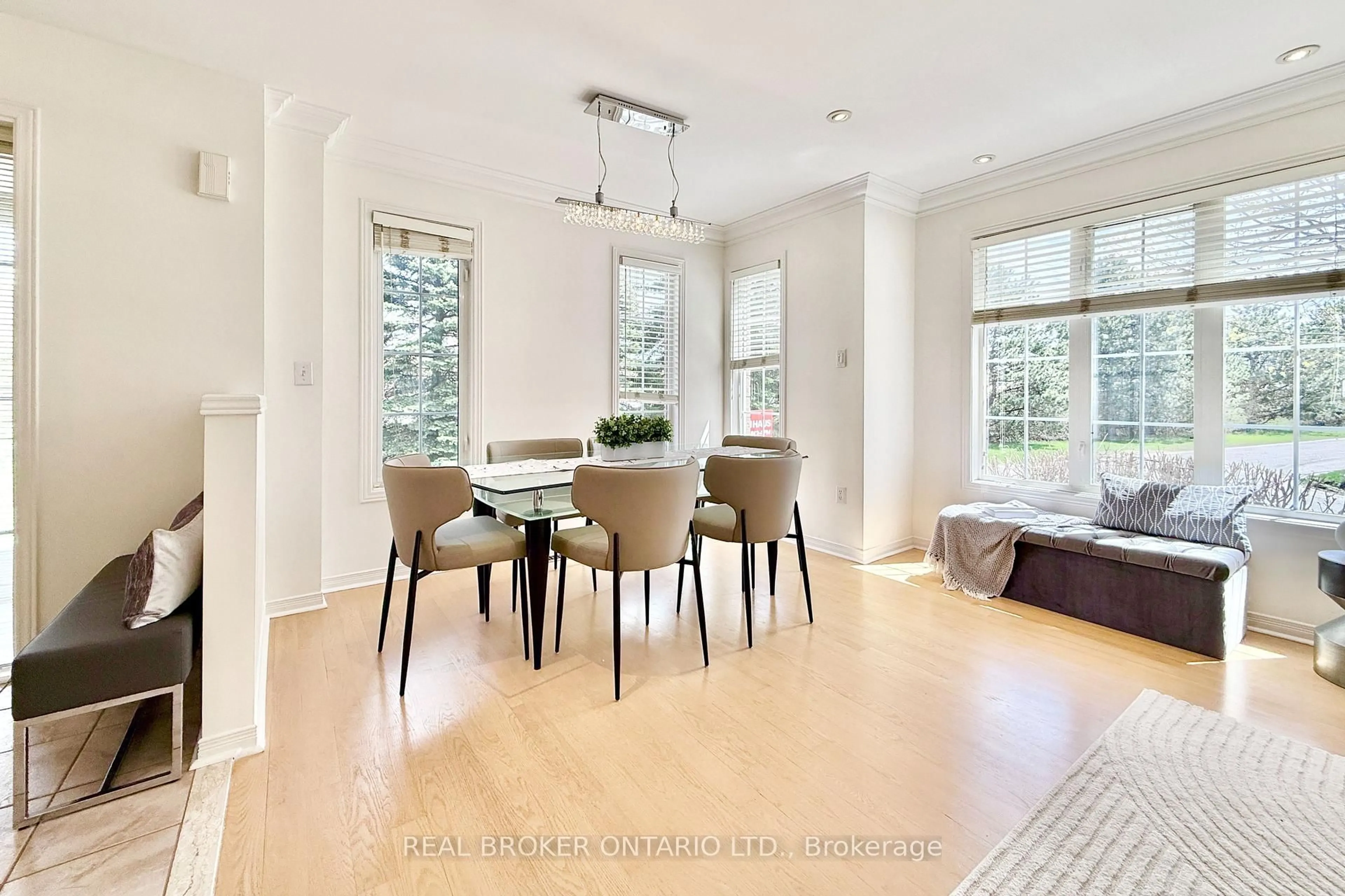 Dining room, unknown for 30 Little Angel Rd, Markham Ontario L3R 4X1