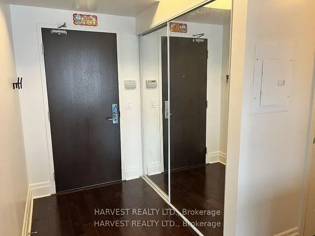 21 Upper Duke Cres #609, Markham 4