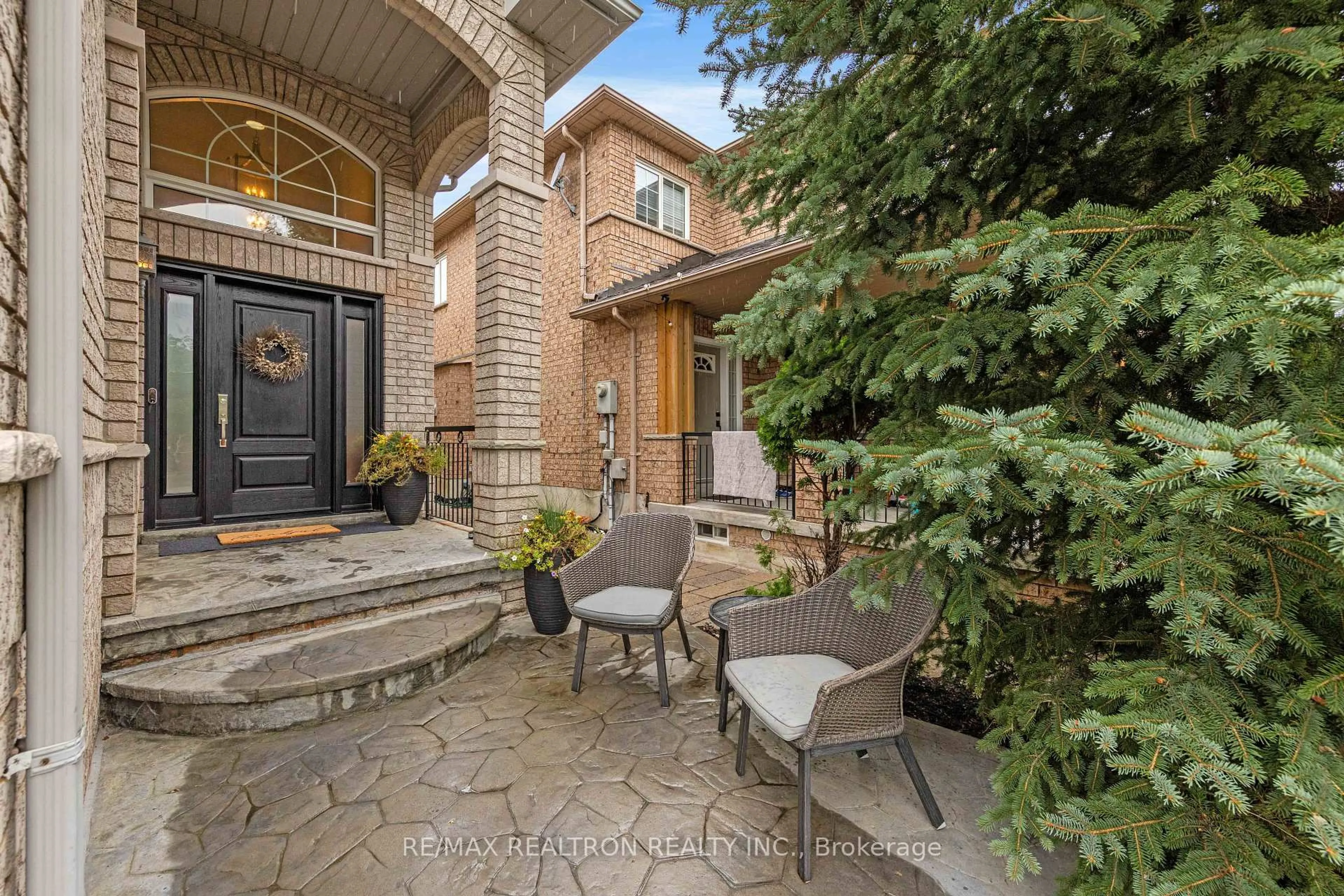 Patio, street for 50 Stone Palace Way, Vaughan Ontario L4H 1M9