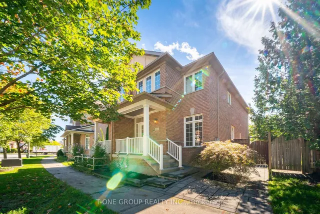 55 Rainbow Valley Cres, Markham 5