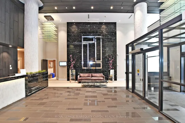 9199 Yonge St #306, Richmond Hill 3