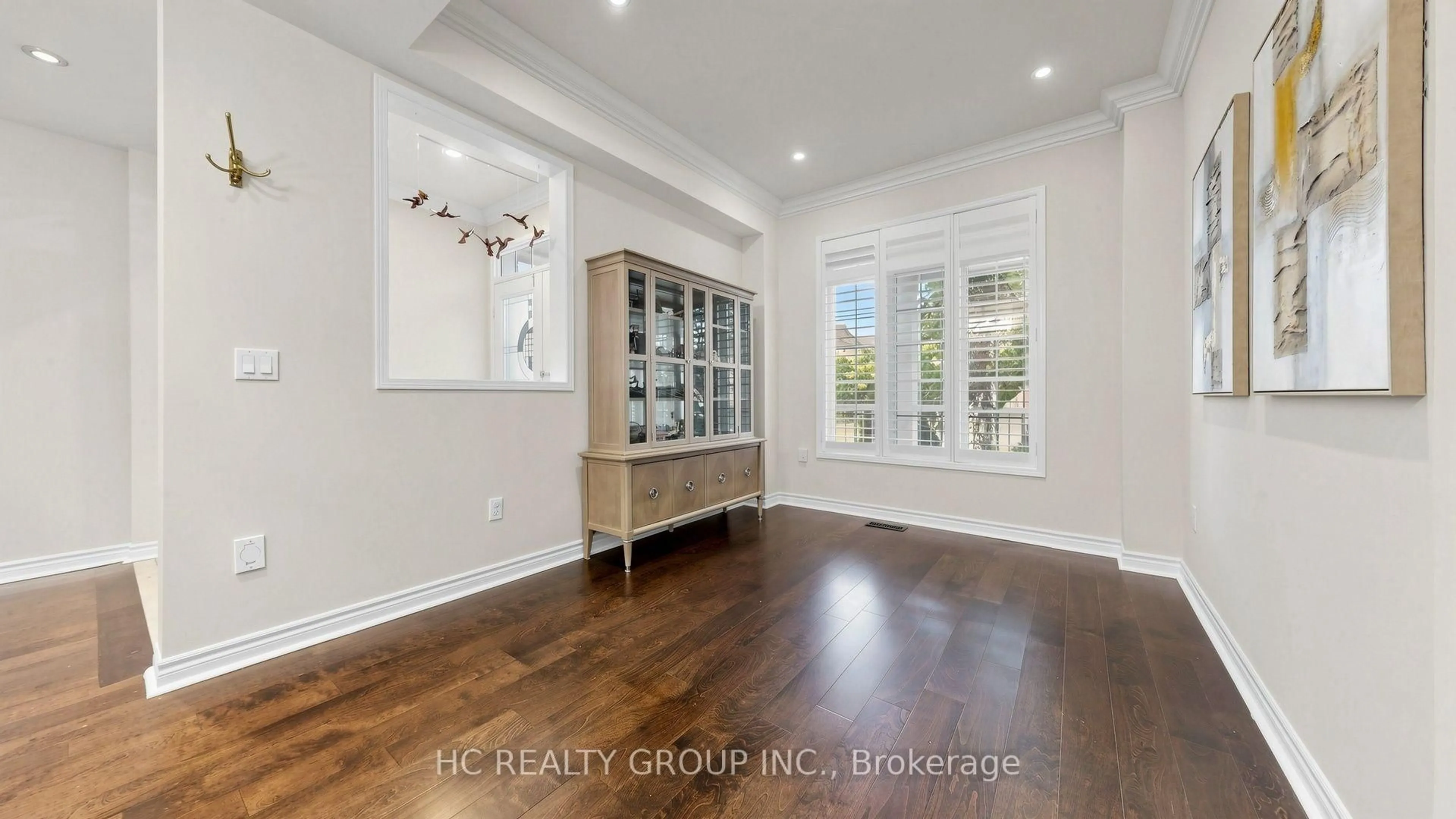 A pic of a room for 232 Stonebridge Dr, Markham Ontario L6C 2C8