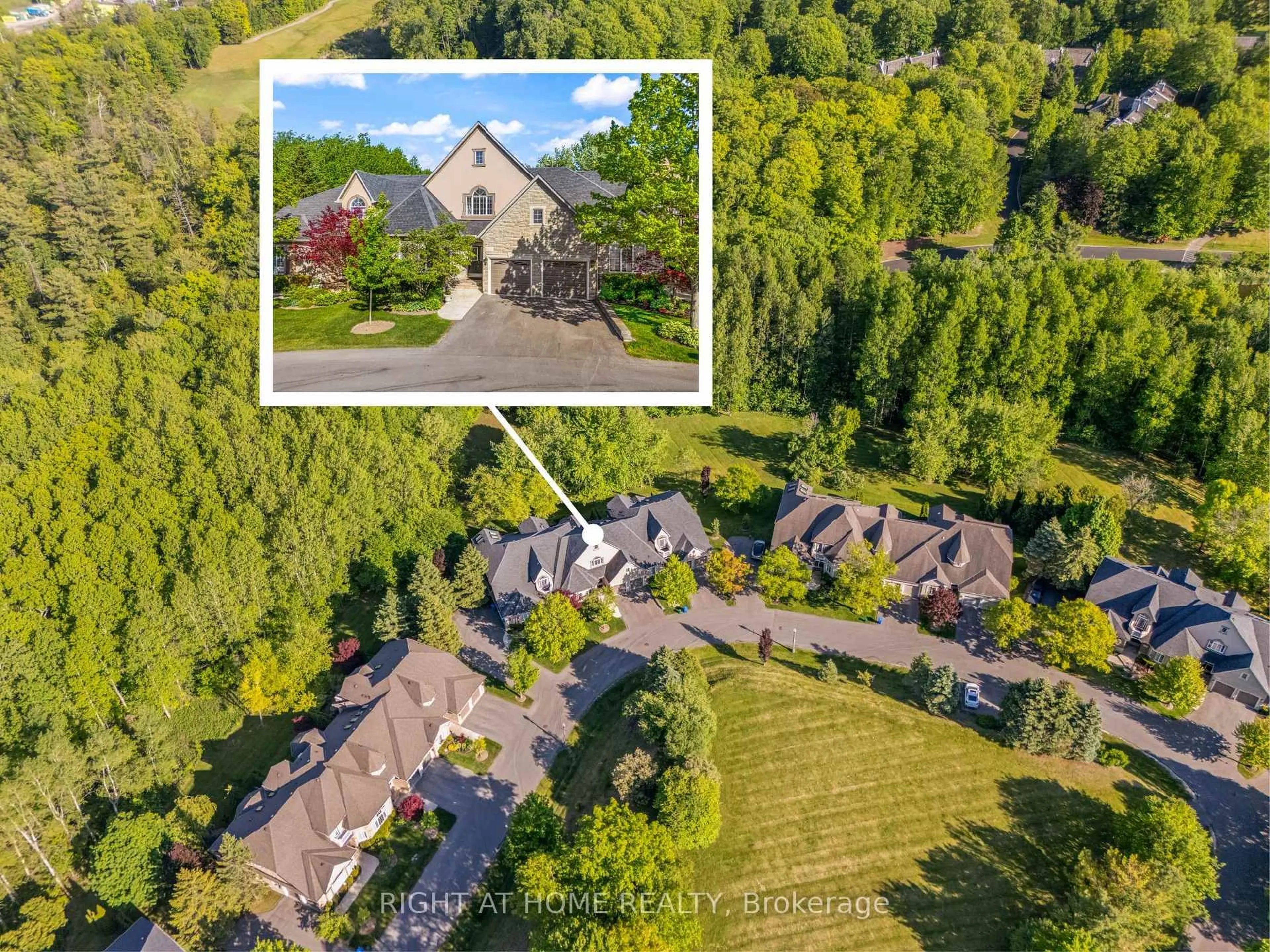 A pic from outside/outdoor area/front of a property/back of a property/a pic from drone, unknown for 405 Crossing Bridge Pl #5B, Aurora Ontario L4G 7N1
