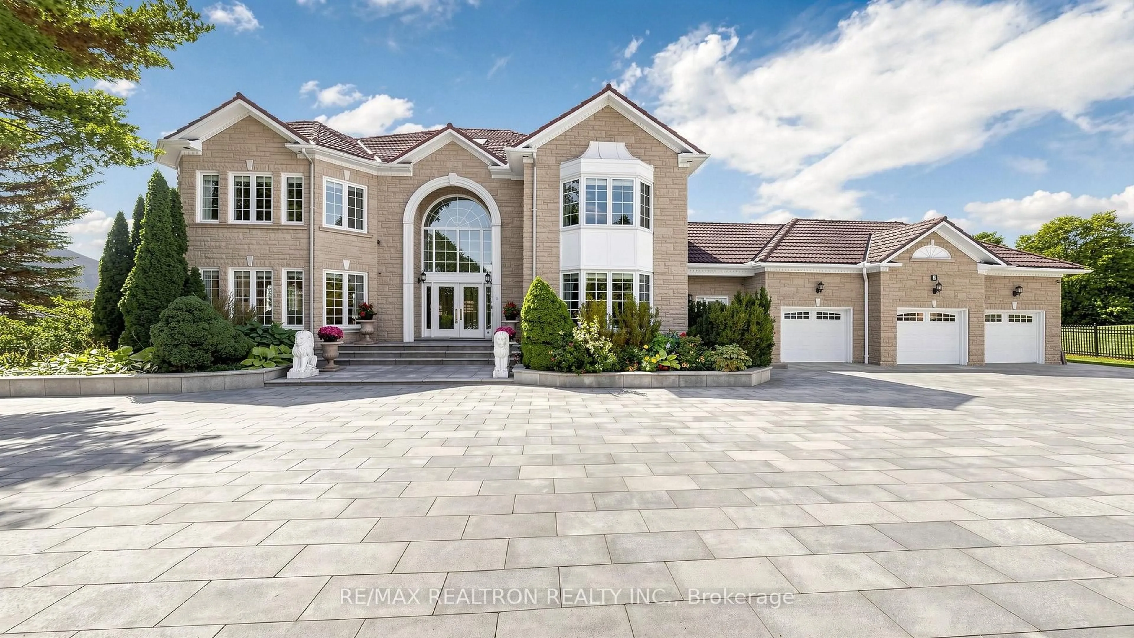 Unknown for 6 Kensington Dr, Richmond Hill Ontario L4E 3M9