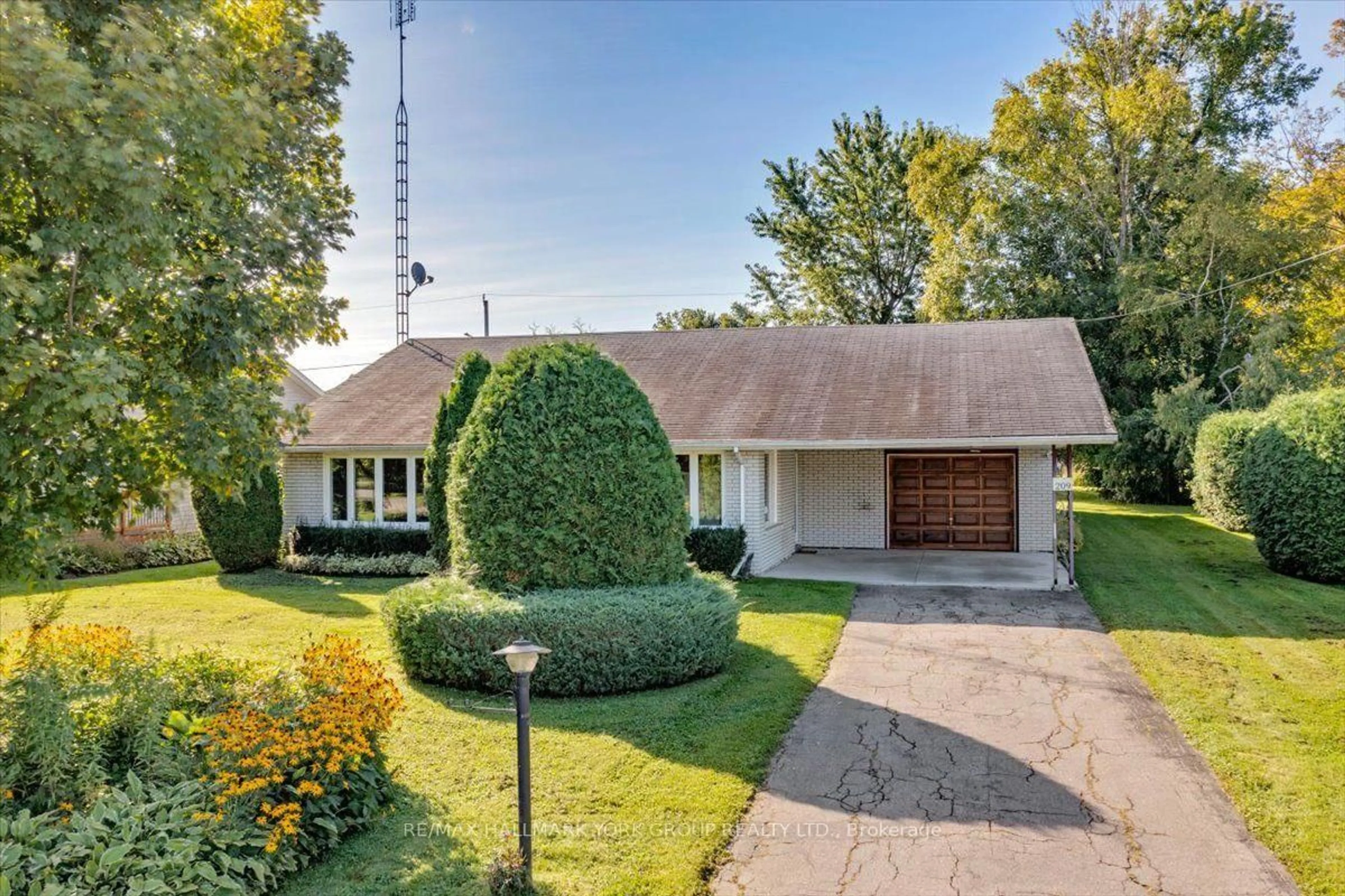 Unknown for 209 South Channel Dr, Georgina Ontario L4P 2N4