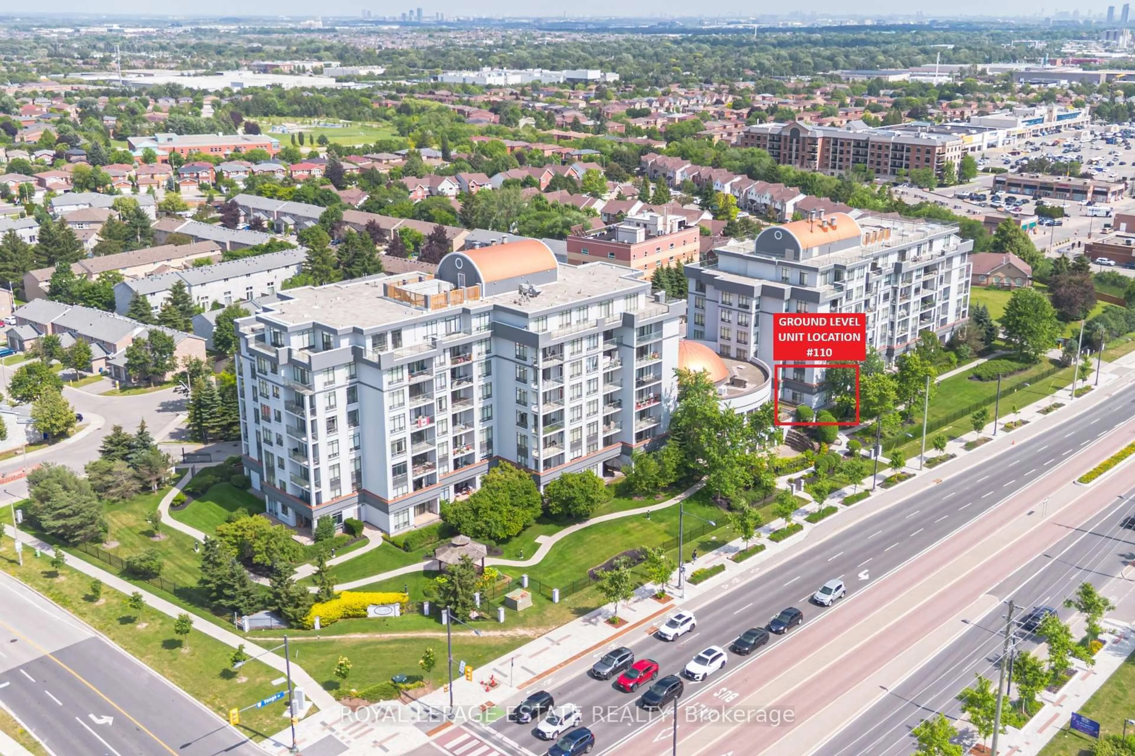 A pic from outside/outdoor area/front of a property/back of a property/a pic from drone, city buildings view from balcony for 11121 Yonge St #110, Richmond Hill Ontario L4C 0S7