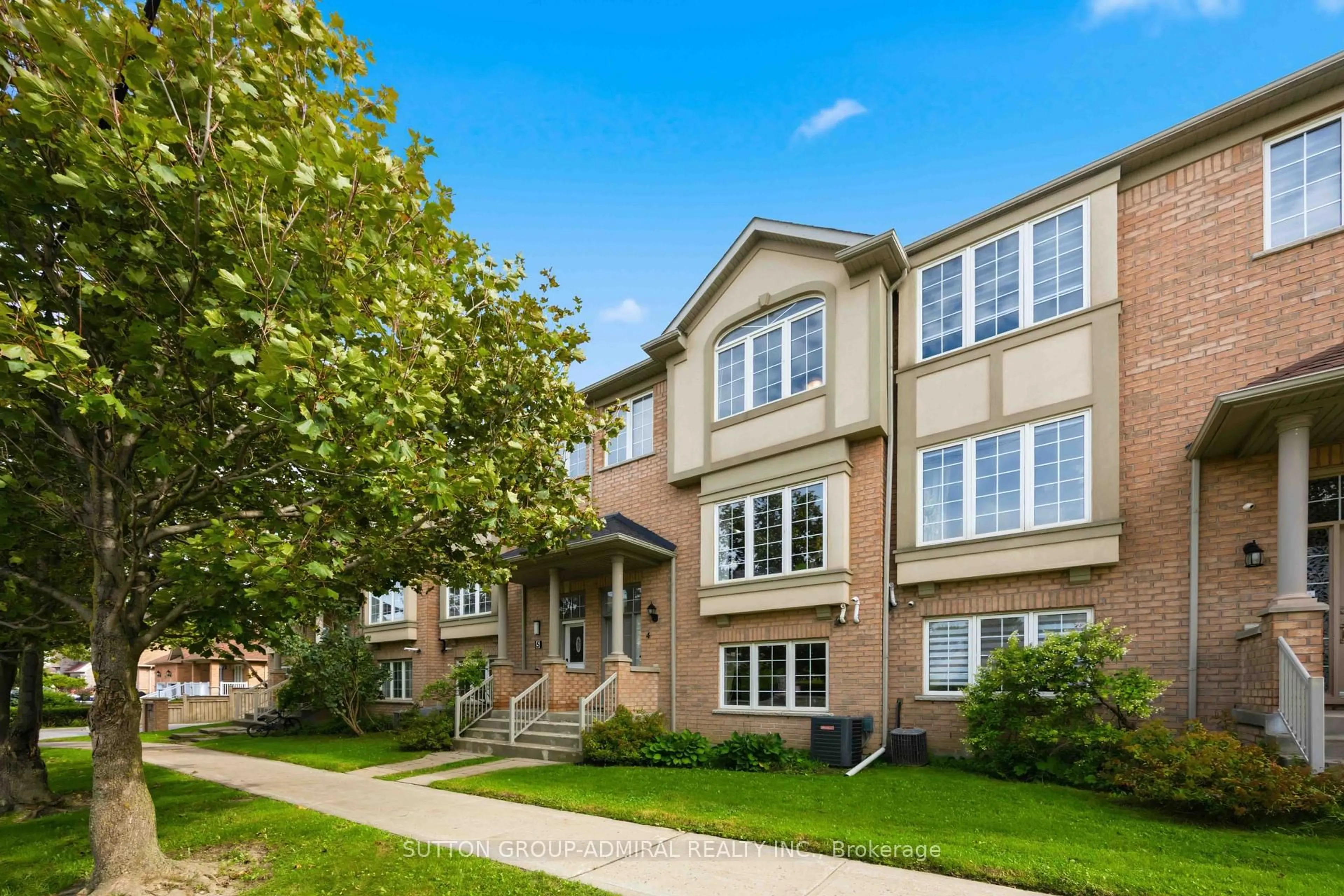 Unknown for 71 Puccini Dr #4, Richmond Hill Ontario L4E 4X8