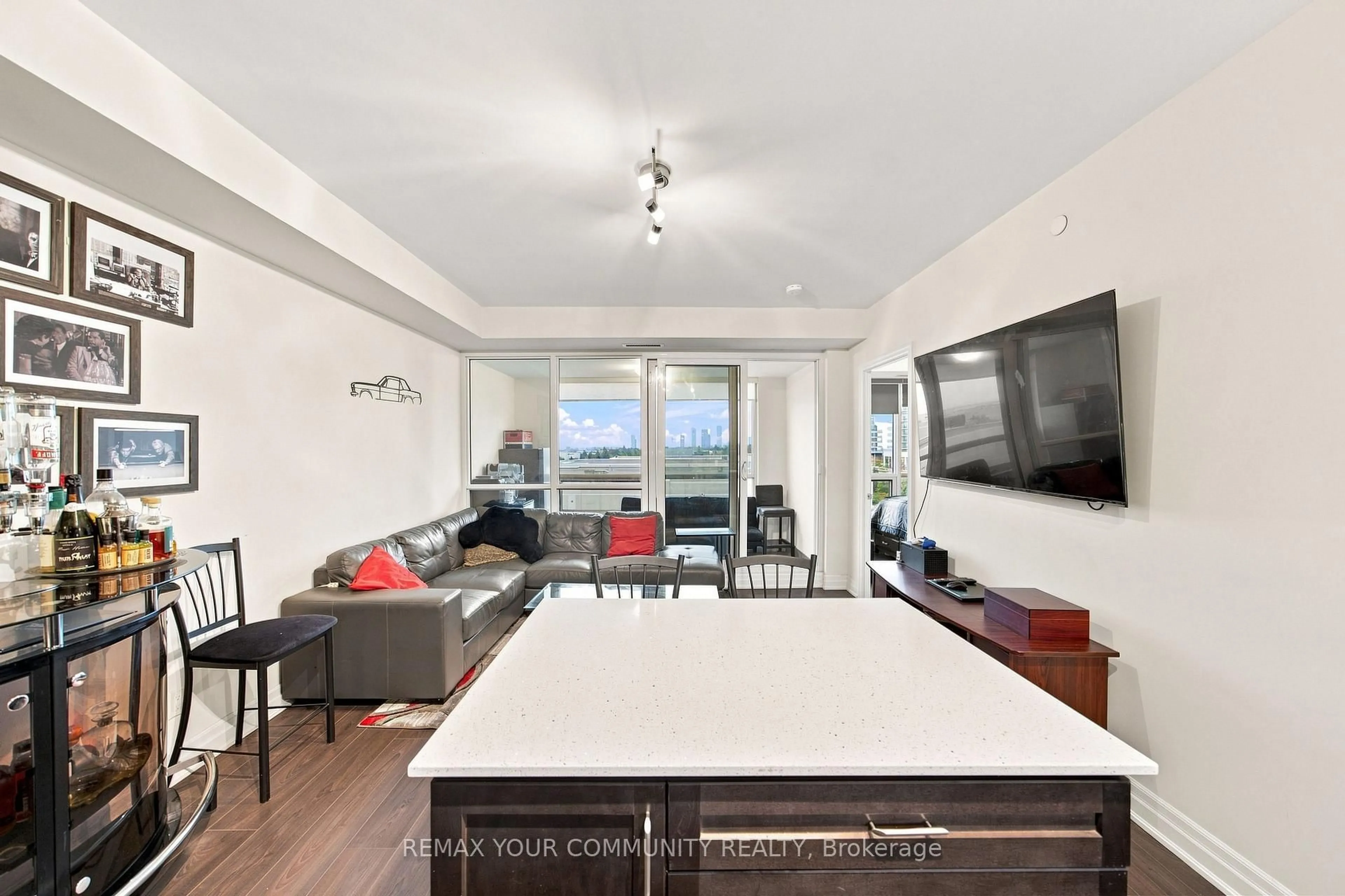 Living room with furniture, unknown for 9075 Jane St #406, Vaughan Ontario L4K 0L7