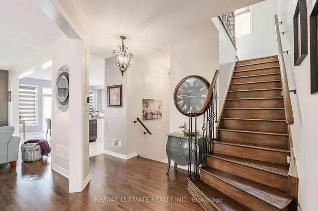 47 Lewis Ave, Bradford West Gwillimbury 5