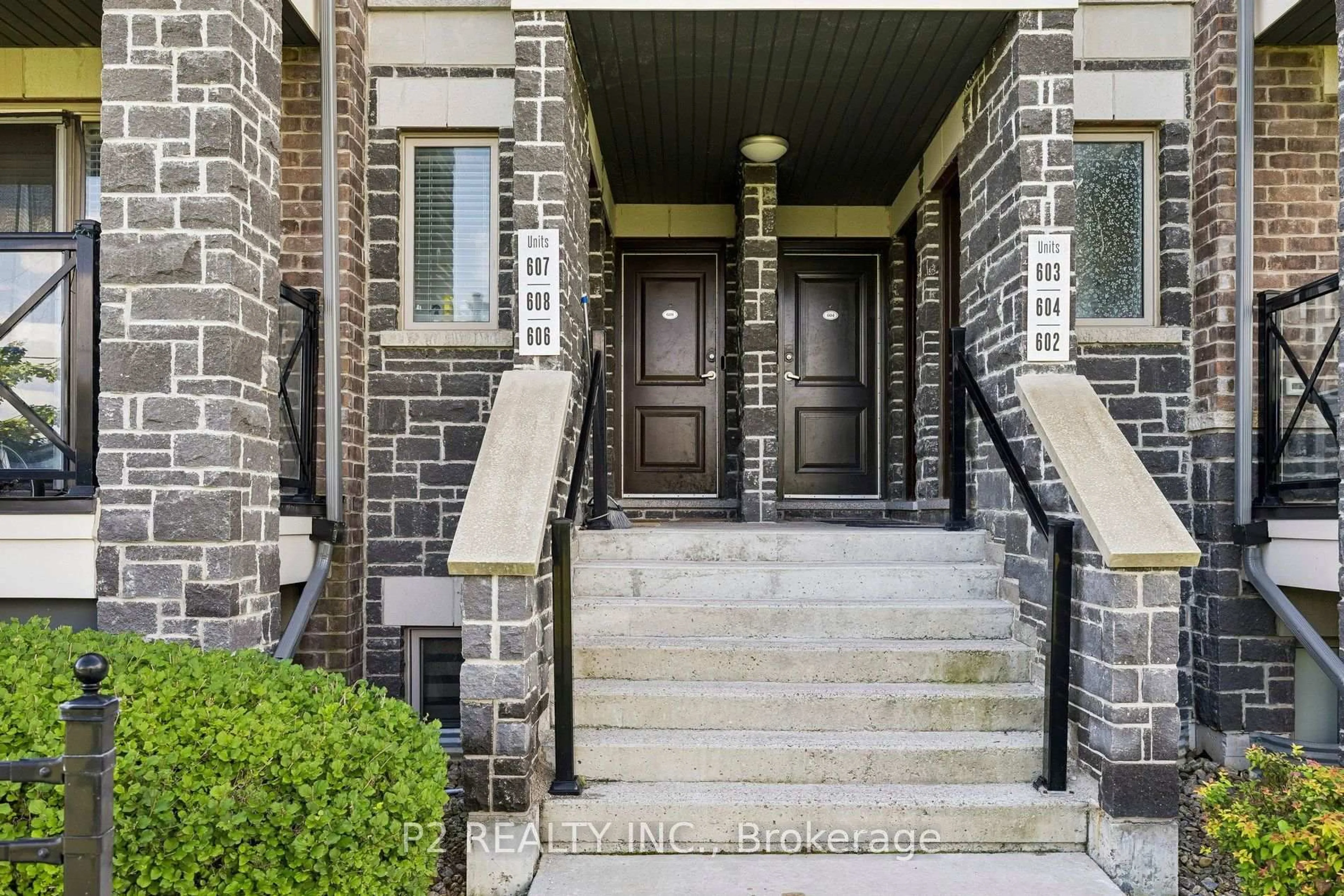 Indoor entryway for 50 Dunsheath Way #608, Markham Ontario L6B 1N3