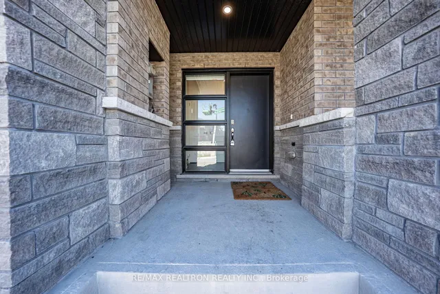 6 Harvey Bunker Cres, Markham 3