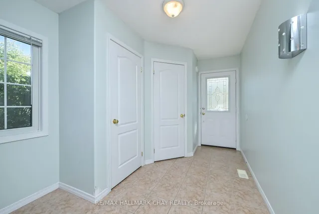 66 Warman St, New Tecumseth 3