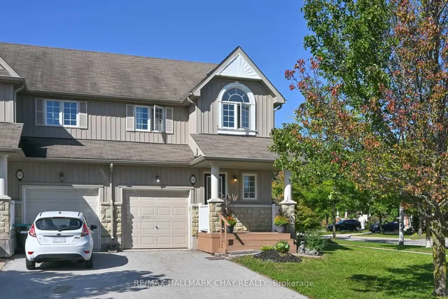 66 Warman St, New Tecumseth 2