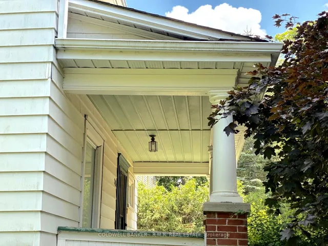 35 Main St, Uxbridge 4