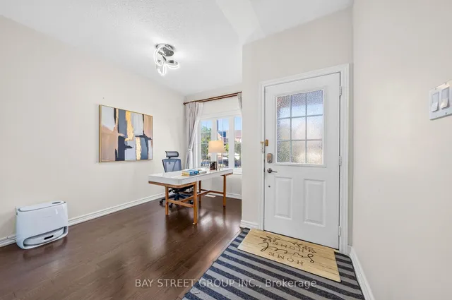 37 Rembrandt Dr, Markham 4