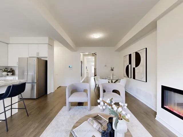 42 Blick Cres, Aurora 2