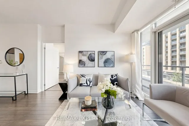 99 Eagle Rock Way #302, Vaughan 4