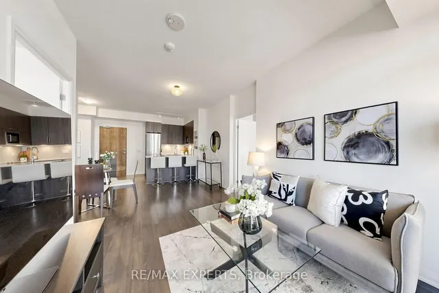 99 Eagle Rock Way #302, Vaughan 5