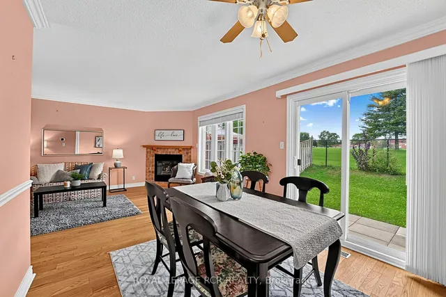 138 Primeau Dr, Aurora 3