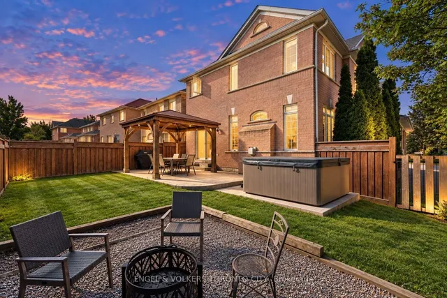 311 Maria Antonia Rd, Vaughan 5