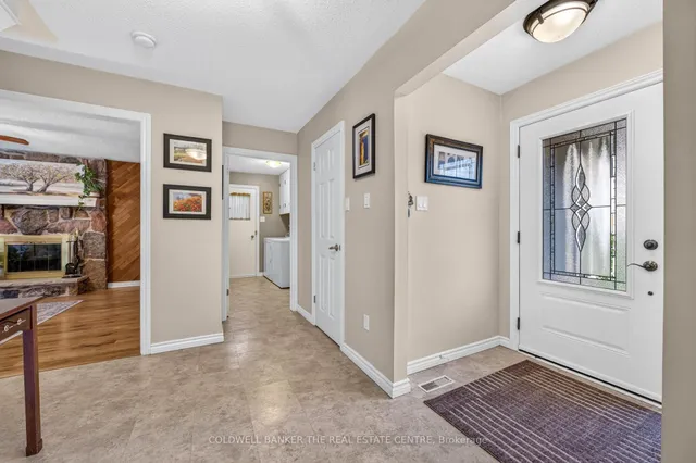893 Arnold Cres, Newmarket 5