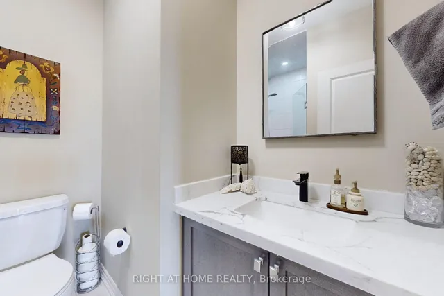 279 Moody Dr, Vaughan 2