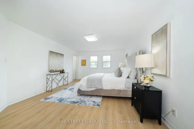 45 Thurman Rd, Vaughan 4