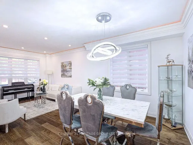 22 Grand Oak Dr, Richmond Hill 2