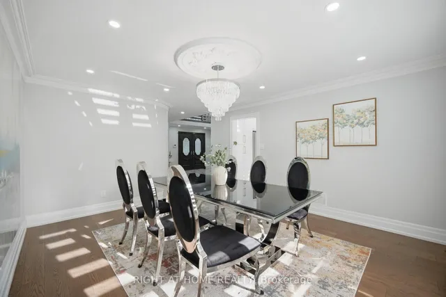 32 Colton Cres, Vaughan 5