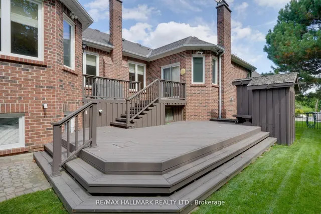 71 Willow Farm Lane, Aurora 3