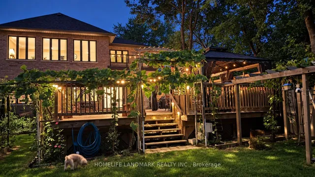 153 Lawrence Ave, Richmond Hill 5