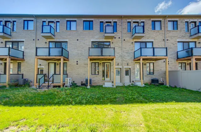 216 Vermont Ave, Newmarket 5