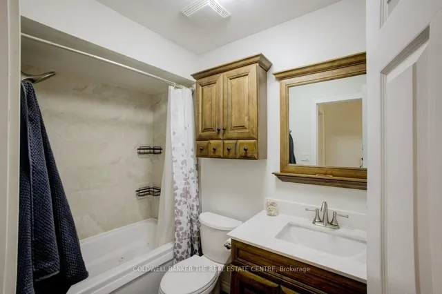 1140 Inniswood St, Innisfil 4