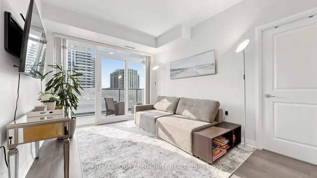 55 Oneida Cres #408, Richmond Hill 3