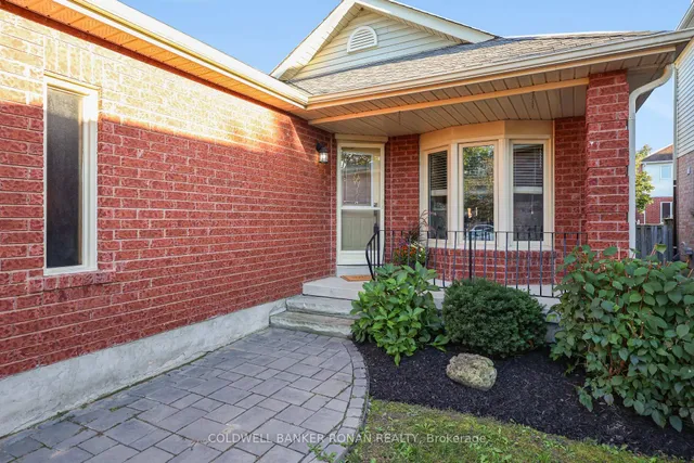 76 Gray Ave, New Tecumseth 2