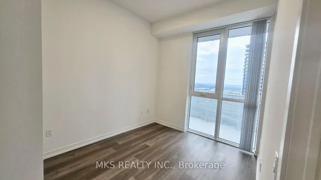 28 Interchange Way #4315, Vaughan 5